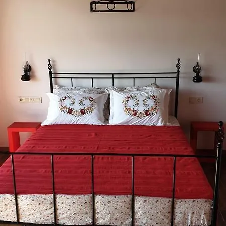 Assos Longevity מלון